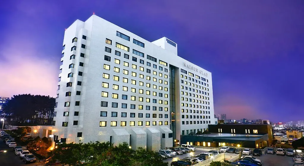 Maison Glad Jeju Hotel
