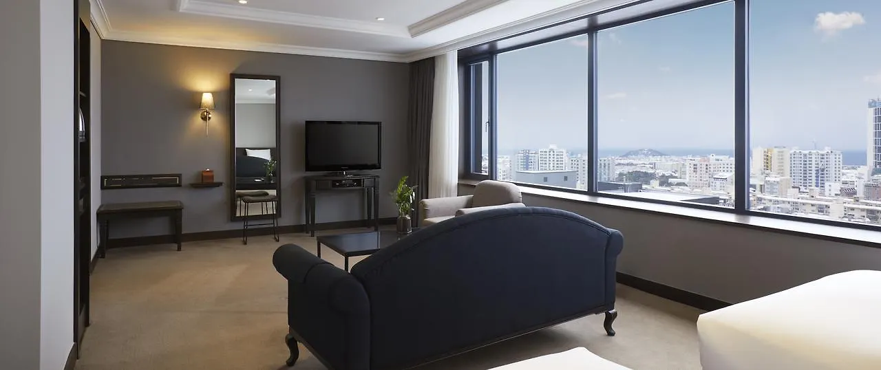 Maison Glad Jeju Hotel