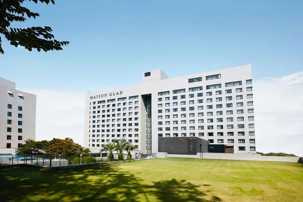 Maison Glad Jeju Hotel